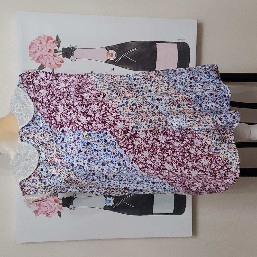 Halston blouse size medium